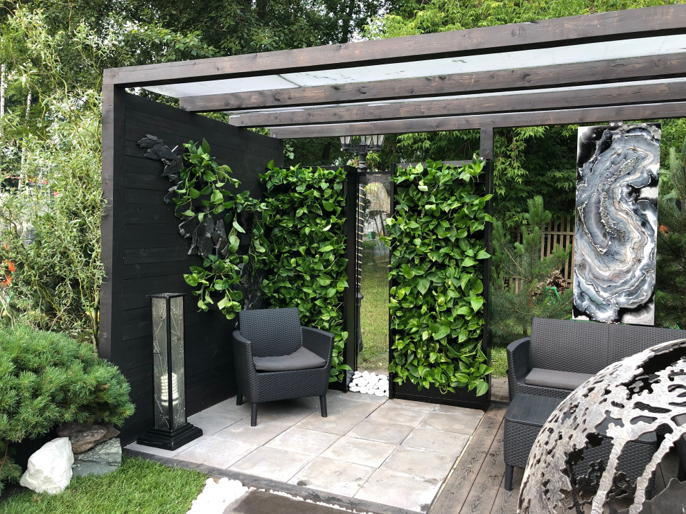 Зеленые стены