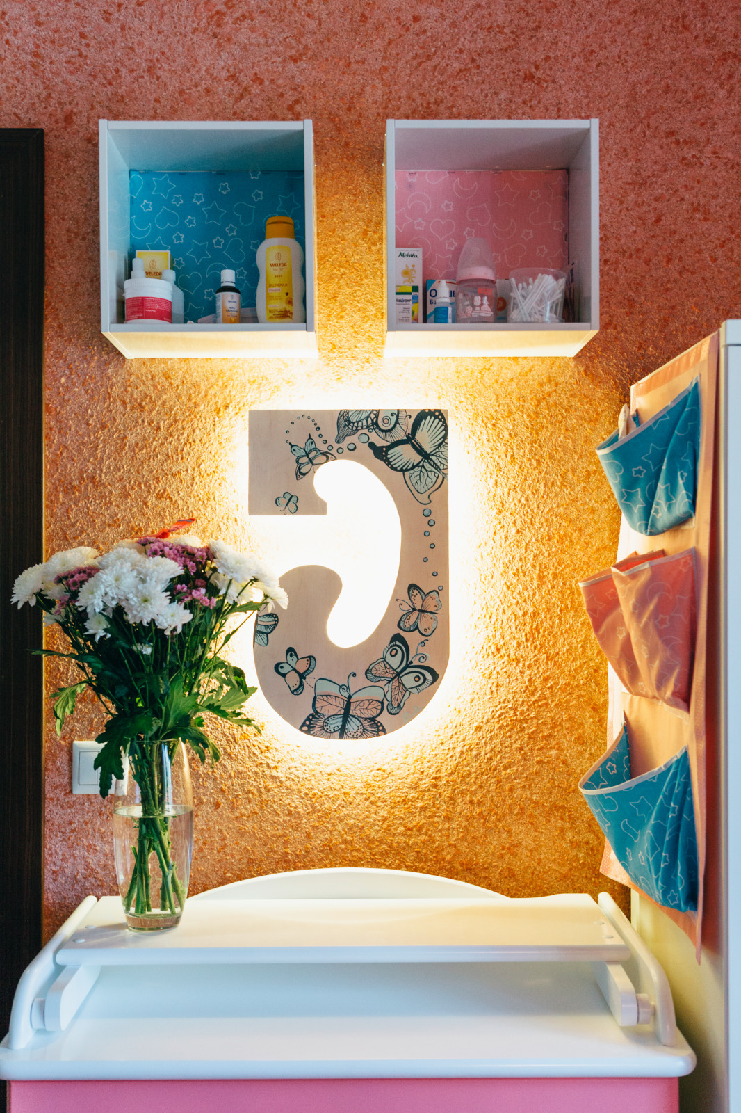 Детская с бабочками