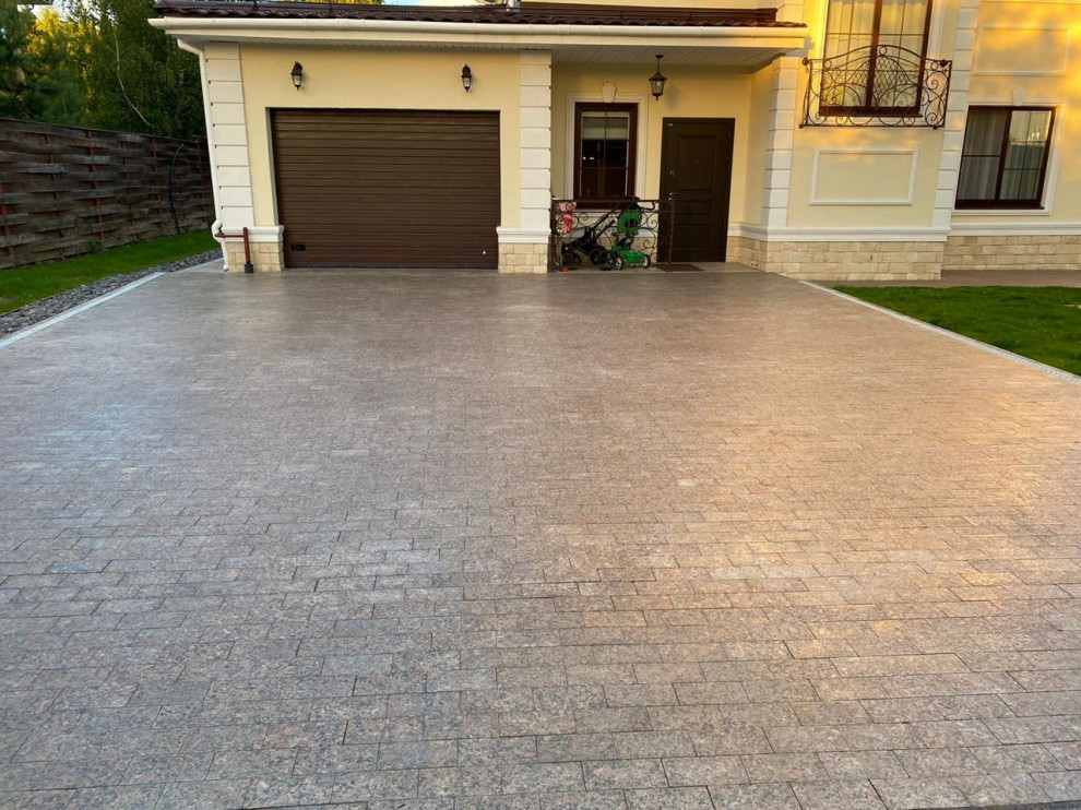 Мощение придомовой территории