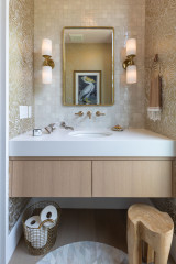 10 Bathrooms With Thick Vanity Countertops