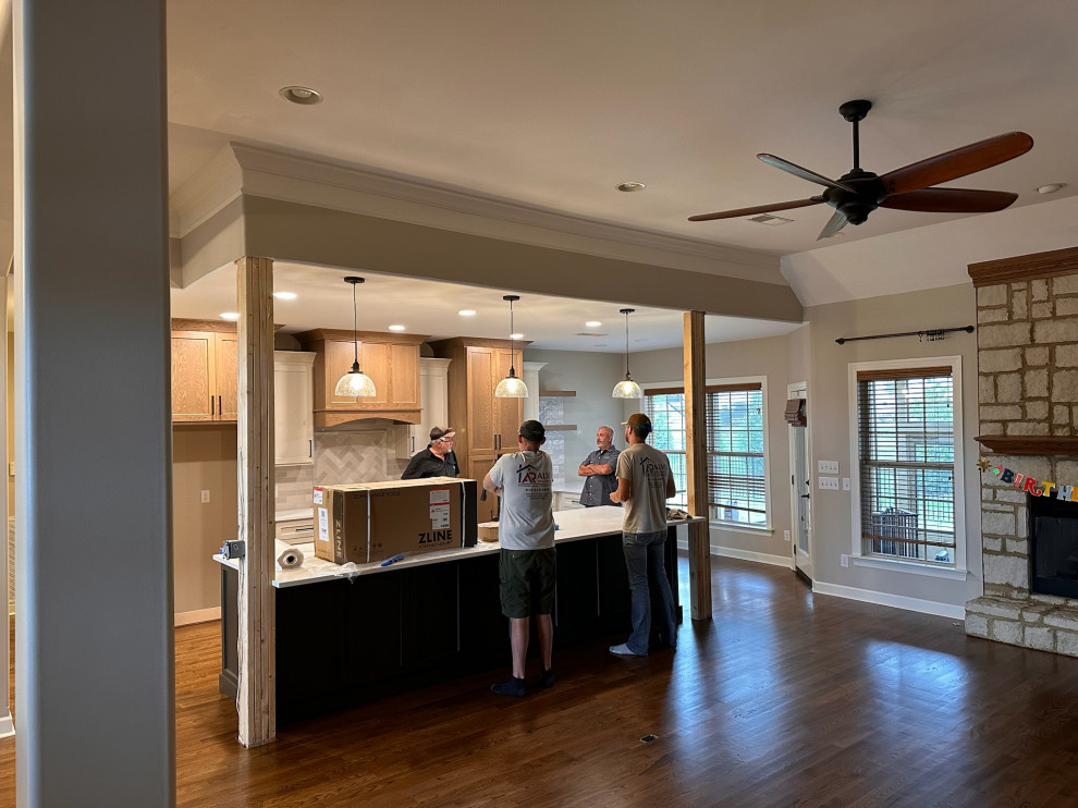 Chic Indian Lake Kitchen