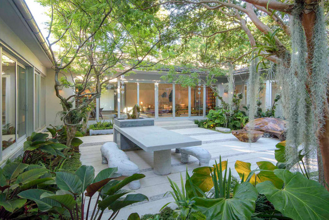 Courtyard 