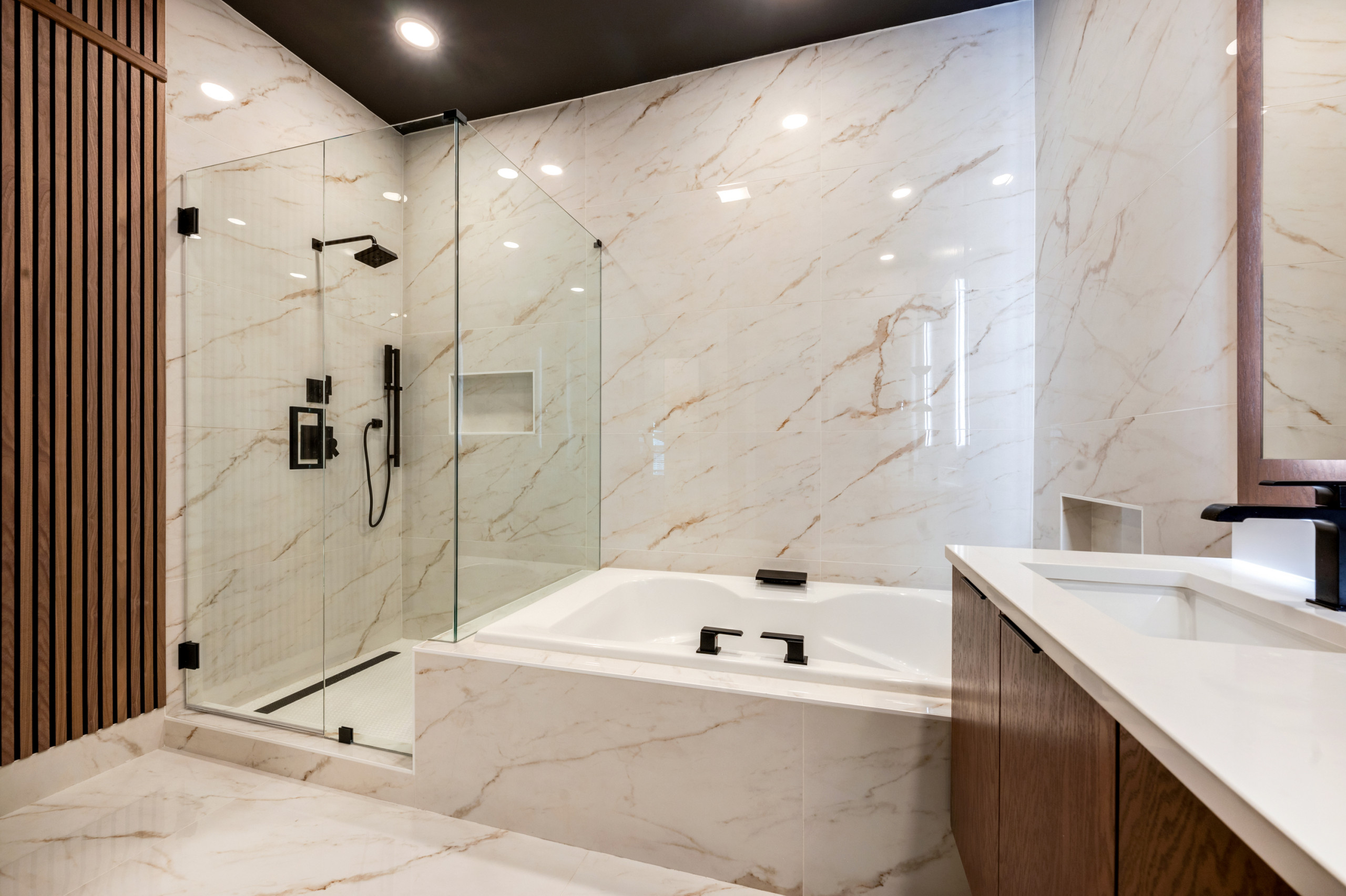SOUTH ATLANTA MASTER BATH