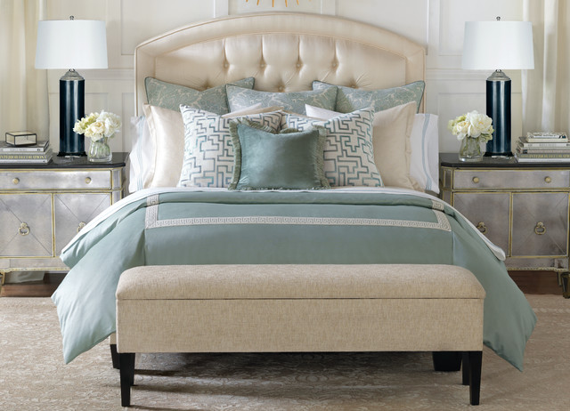 How to Dress your Bed - Transitional - Bedroom - Miami - by Robb & Stucky