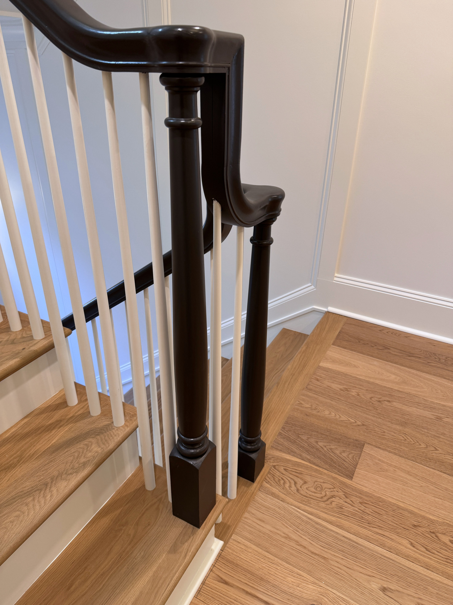 Project #160 | Traditional Box Stair with Gooseneck Handrail
