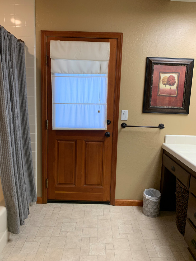 Glass for a bathroom exterior door?