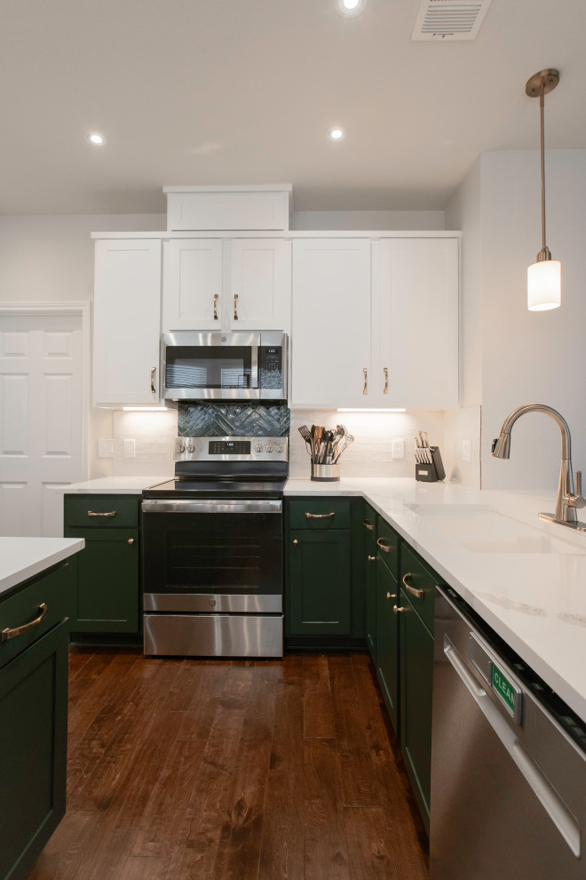 Magnolia Virginiana | Kitchen + Laundry + Fire Place