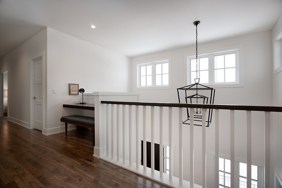Transitional hallway photo in Calgary