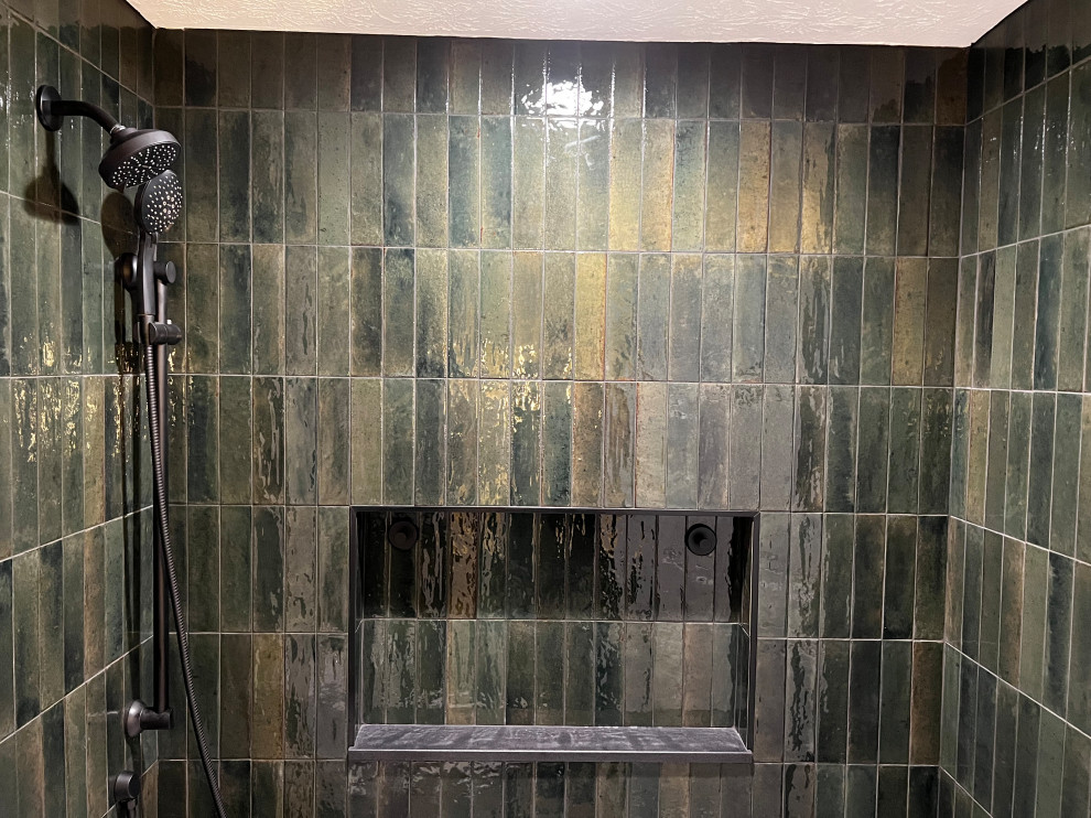 Meadowridge Hall Bathroom