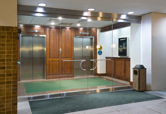 Commercial Glass Doors contemporain-entree