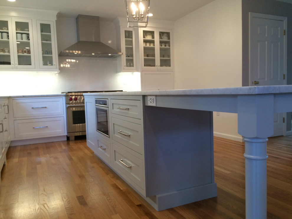 Kitchen - kitchen idea in Boston