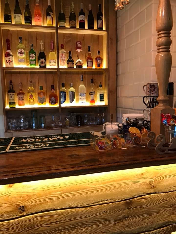 кафе на ул. Канатной