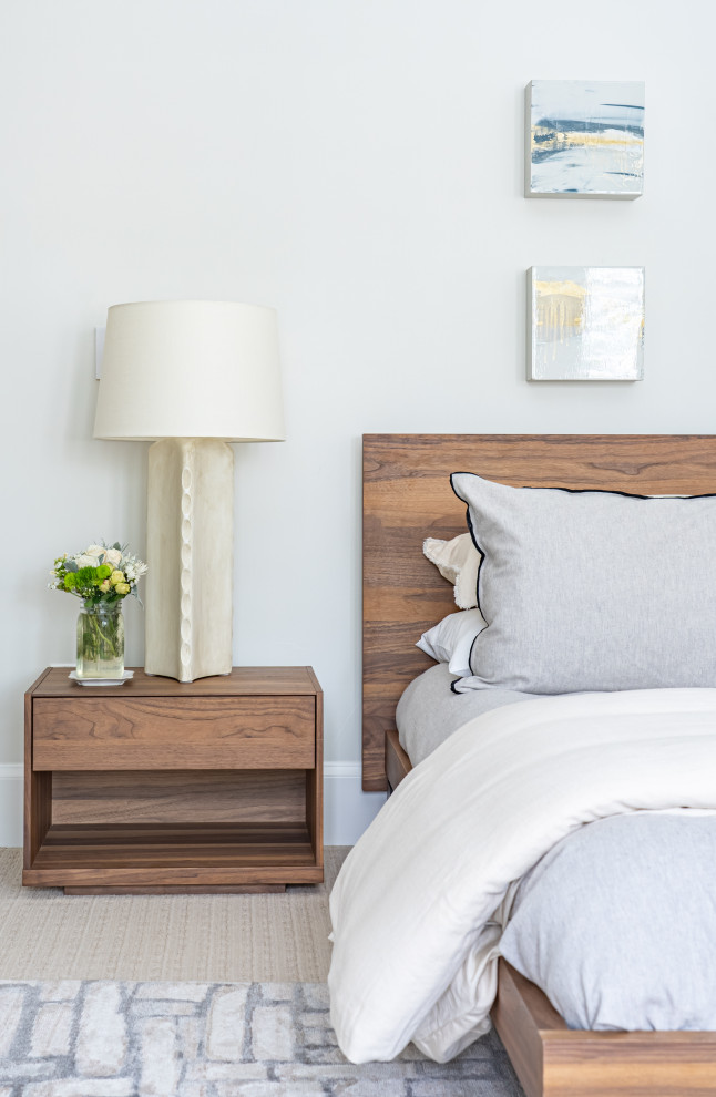 Transitional Yet Contemporary Staging