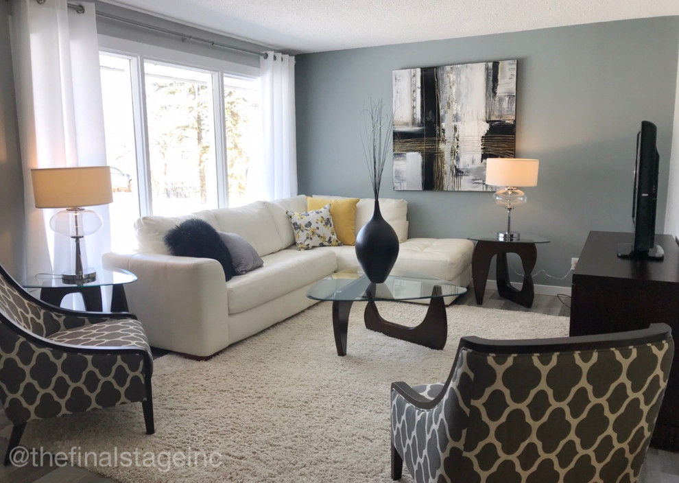 Home design - transitional home design idea