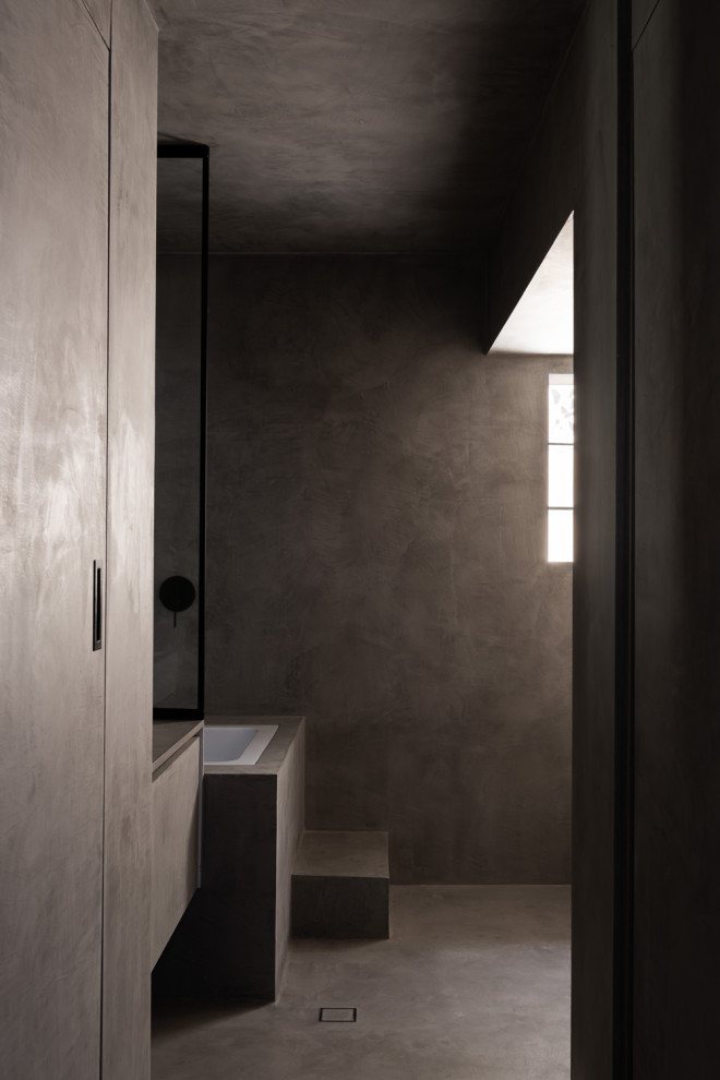 Inspiration for a contemporary bathroom in Perth.