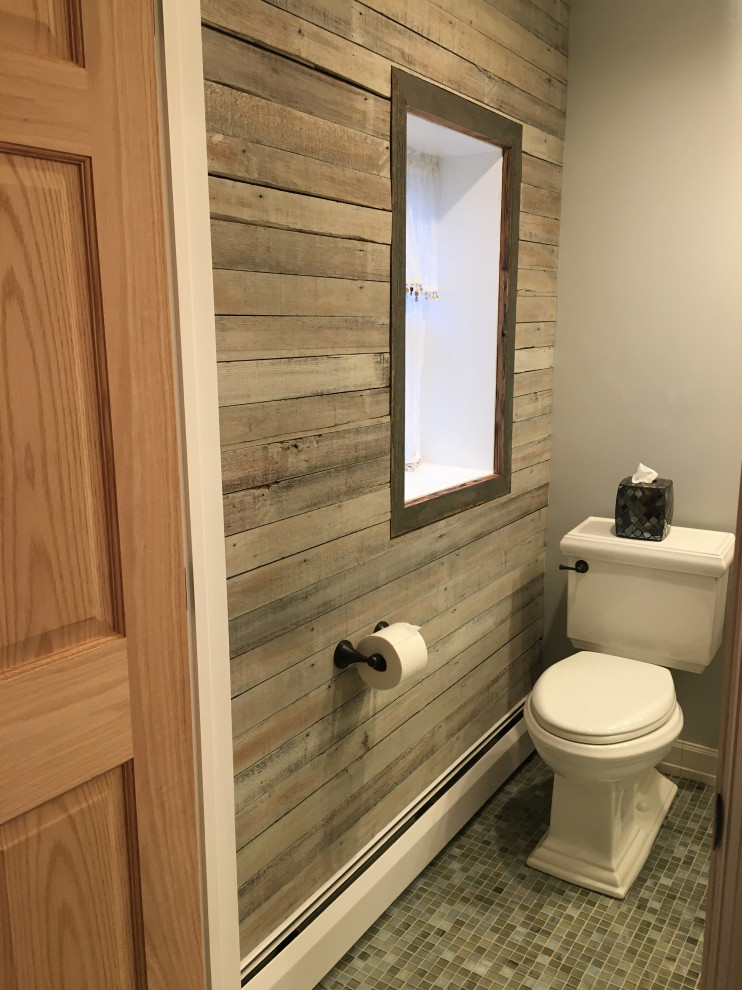 KH Hall Bath