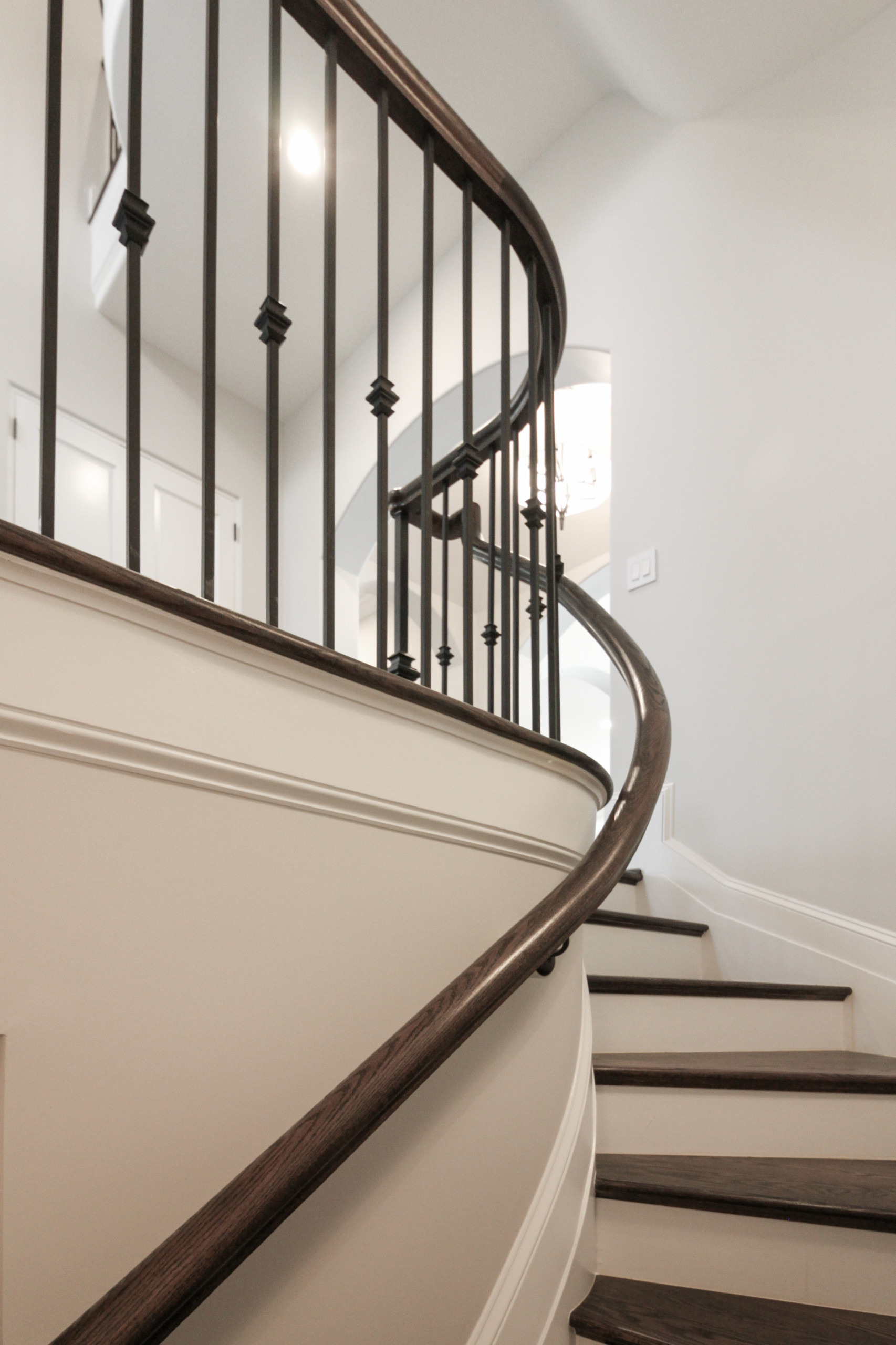 86_ Gorgeous Floating Curved Staircase, McLean VA 22066