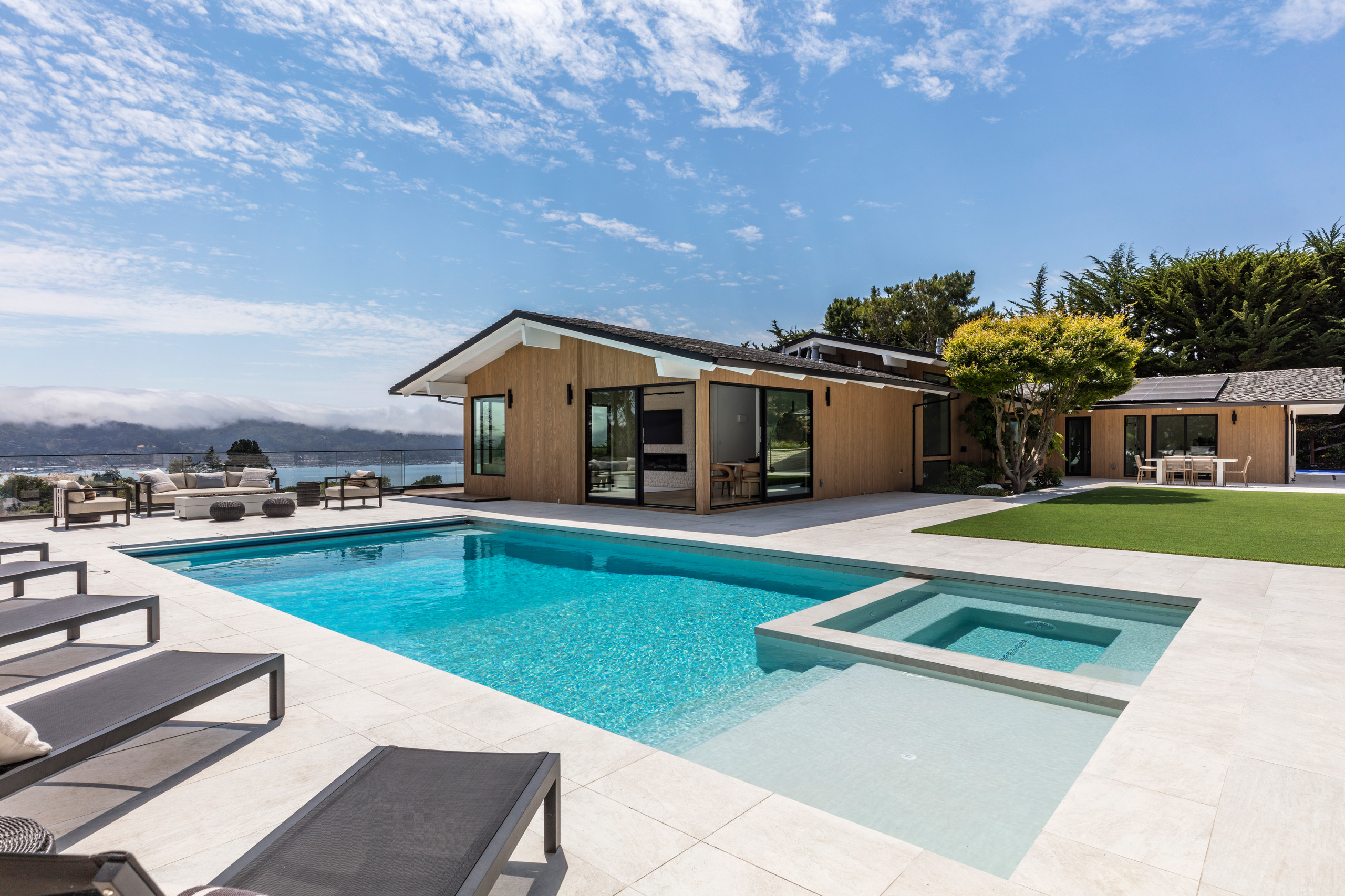 9 Tara Hill RD , Tiburon