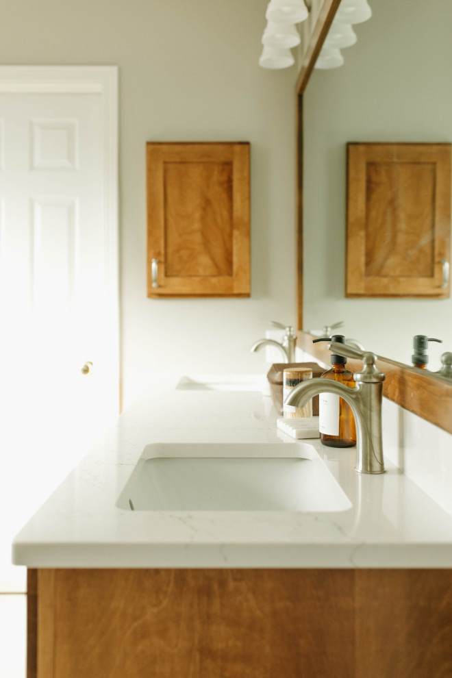 Home design - transitional home design idea