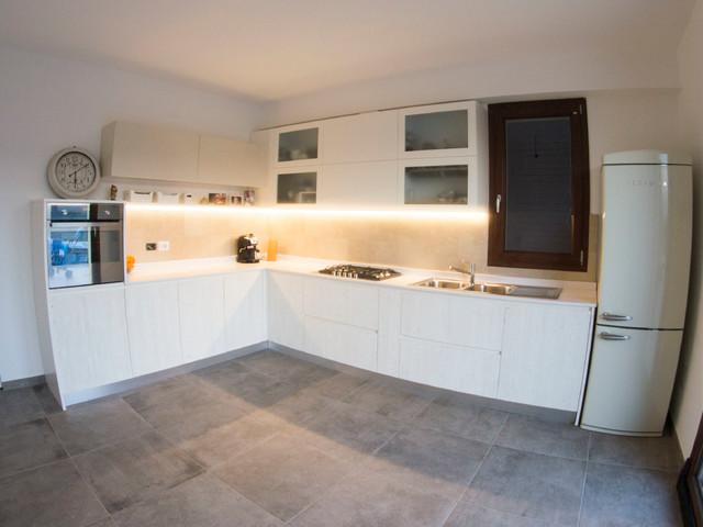 Cucina F. modern-kueche