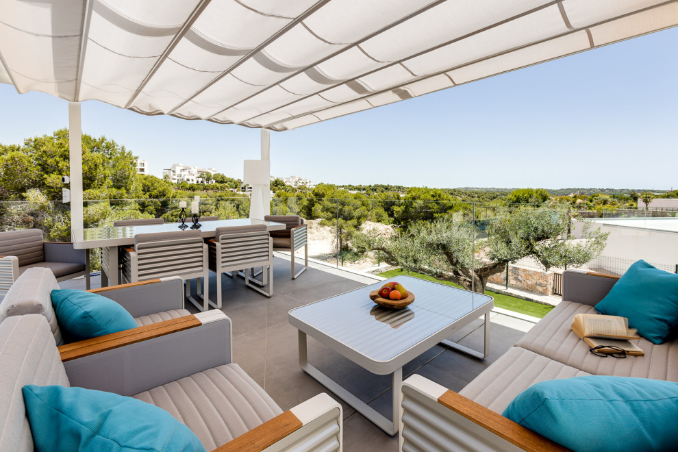 This is an example of a deck in Alicante-Costa Blanca.