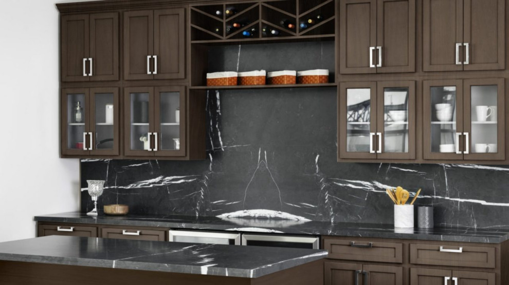 Inspiration for a modern kitchen remodel in Columbus