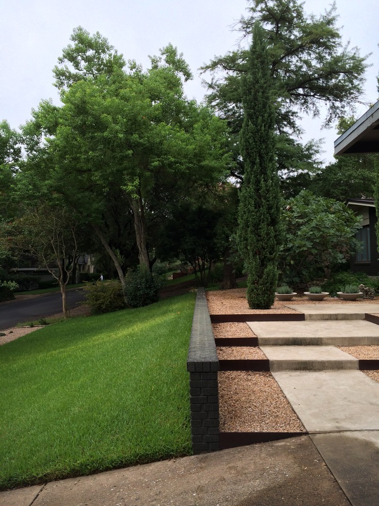 Sidewalk Entry Garden