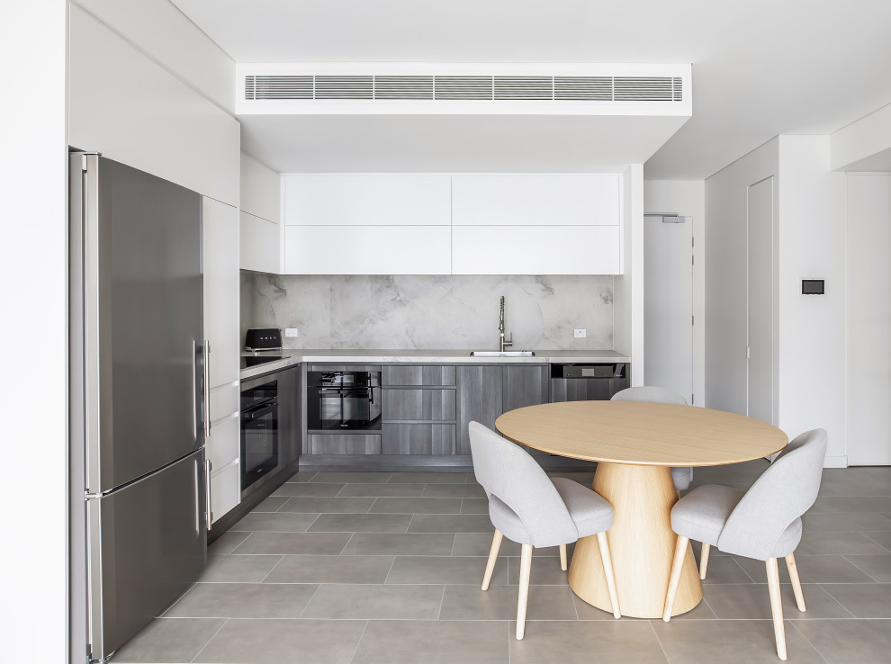 Photo of a contemporary kitchen in Sydney.