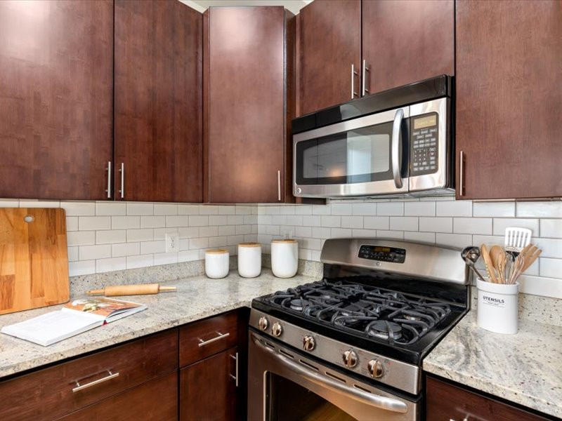 Condo Staging