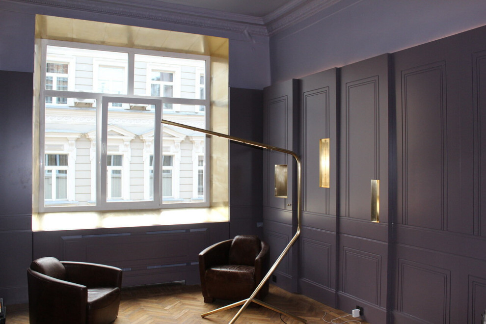 Стильный кабинет с латунными акцентами