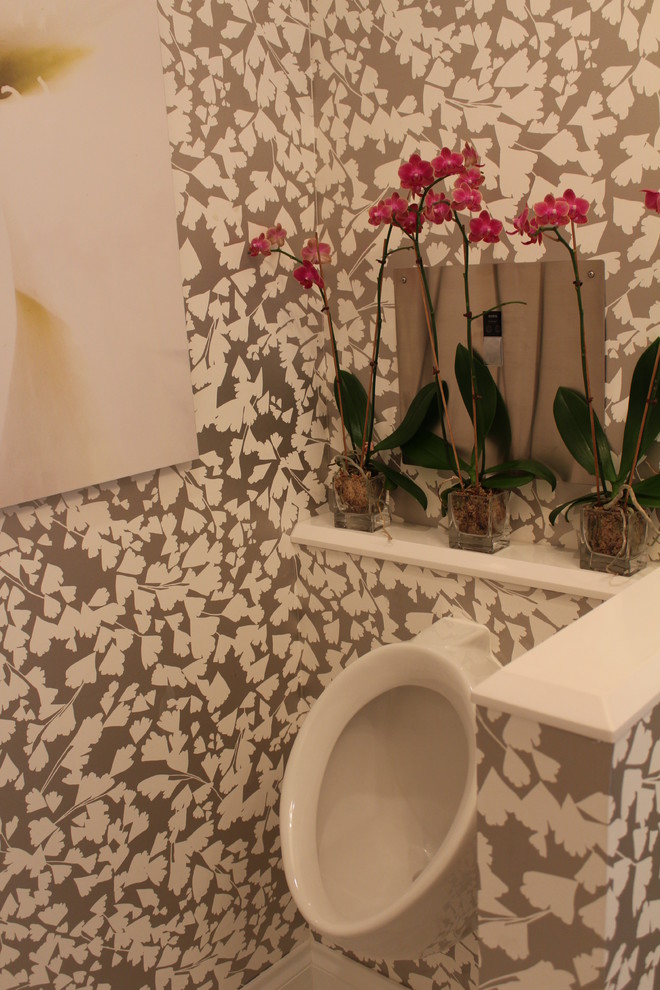 Home design - transitional home design idea in Miami