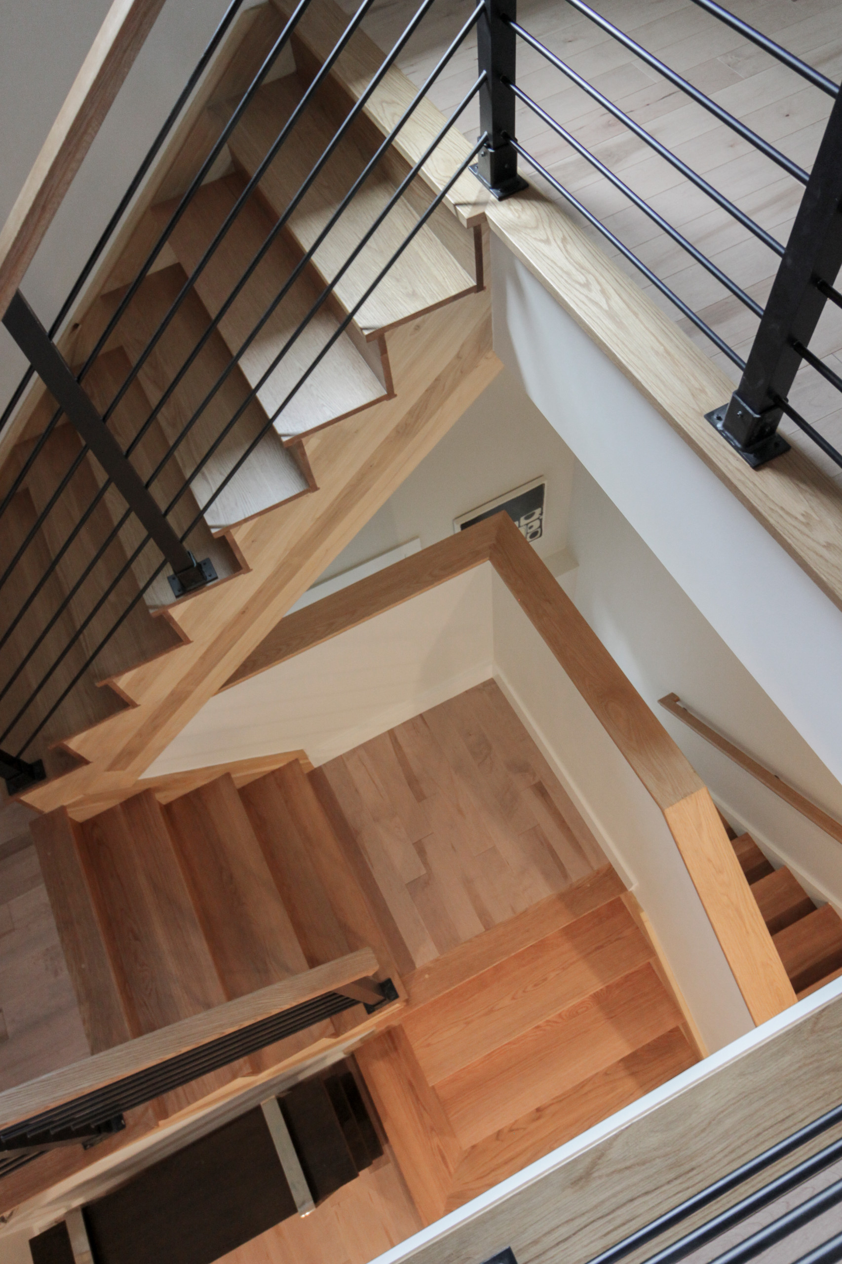 71_Modern/Neutral Hickory Stairs with Horizontal Balustrade, Bethesda MD 208177
