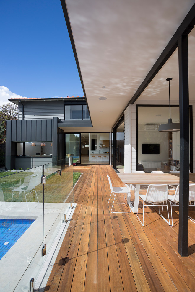 This is an example of a contemporary home design in Melbourne.