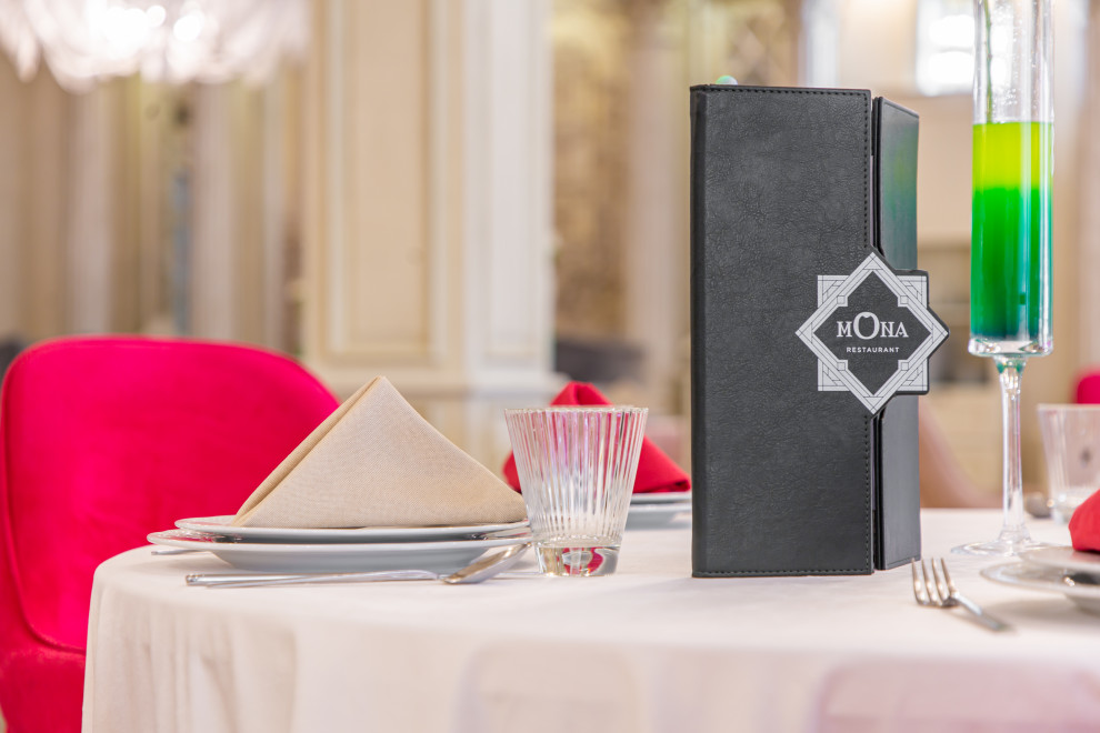 ресторан MONA