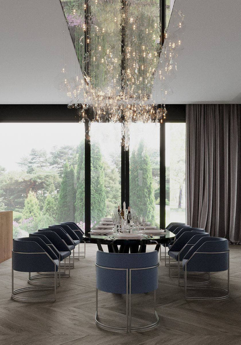 Большой дом с беседкой