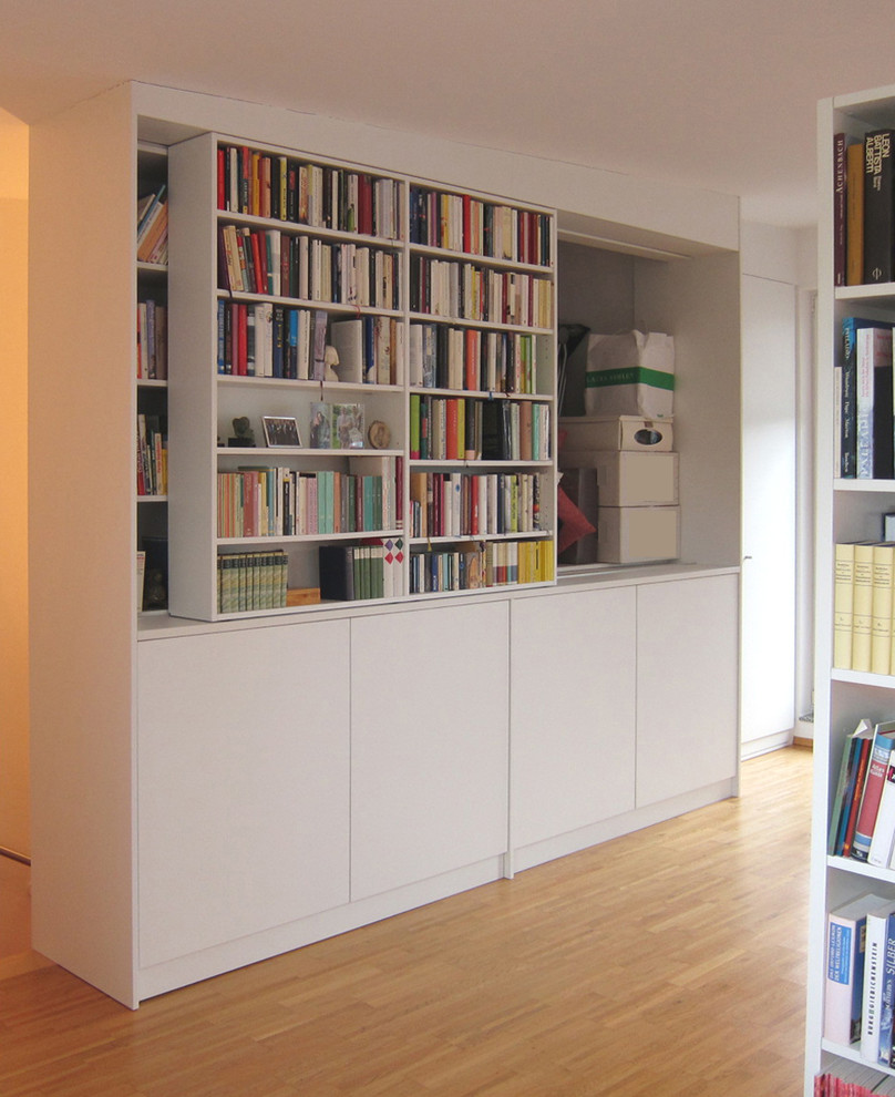 Wohin mit dem Bcherregal in der Einzimmerwohnung?