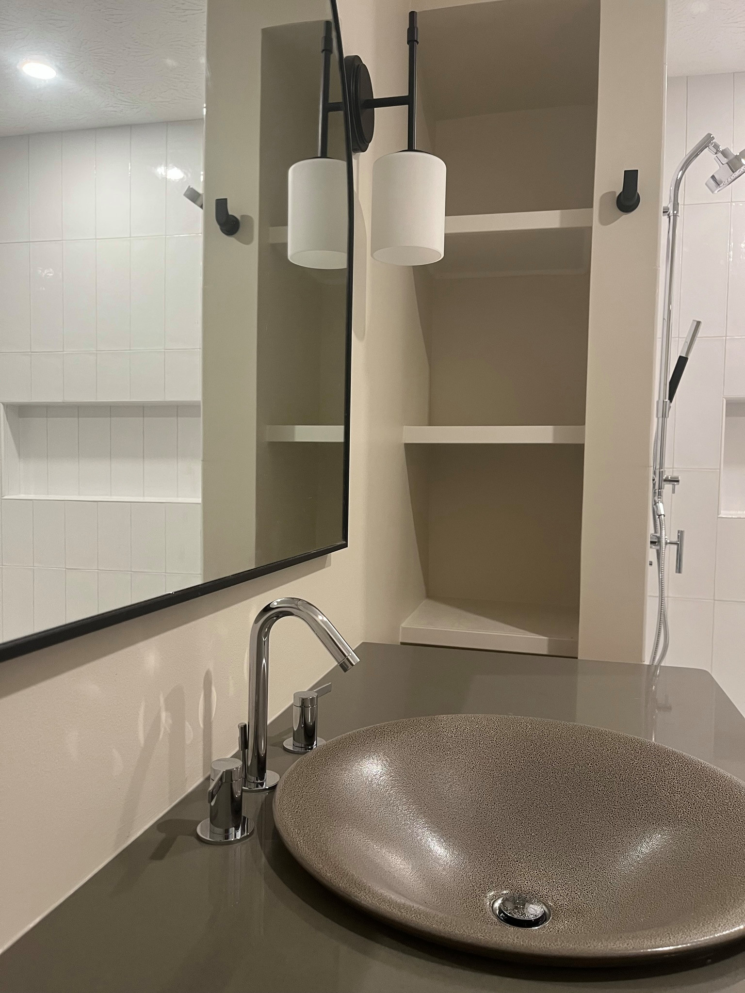 Woodstock Guest Bathroom