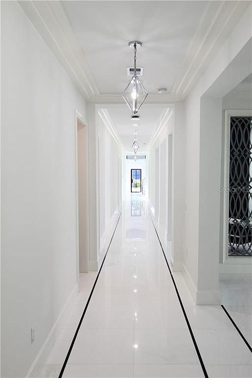 Foto di un ingresso o corridoio minimalista