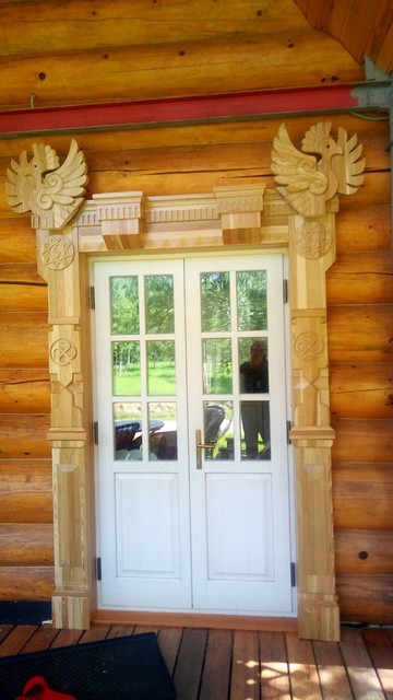 Наличники на двери в деревянном доме (59 фото)
