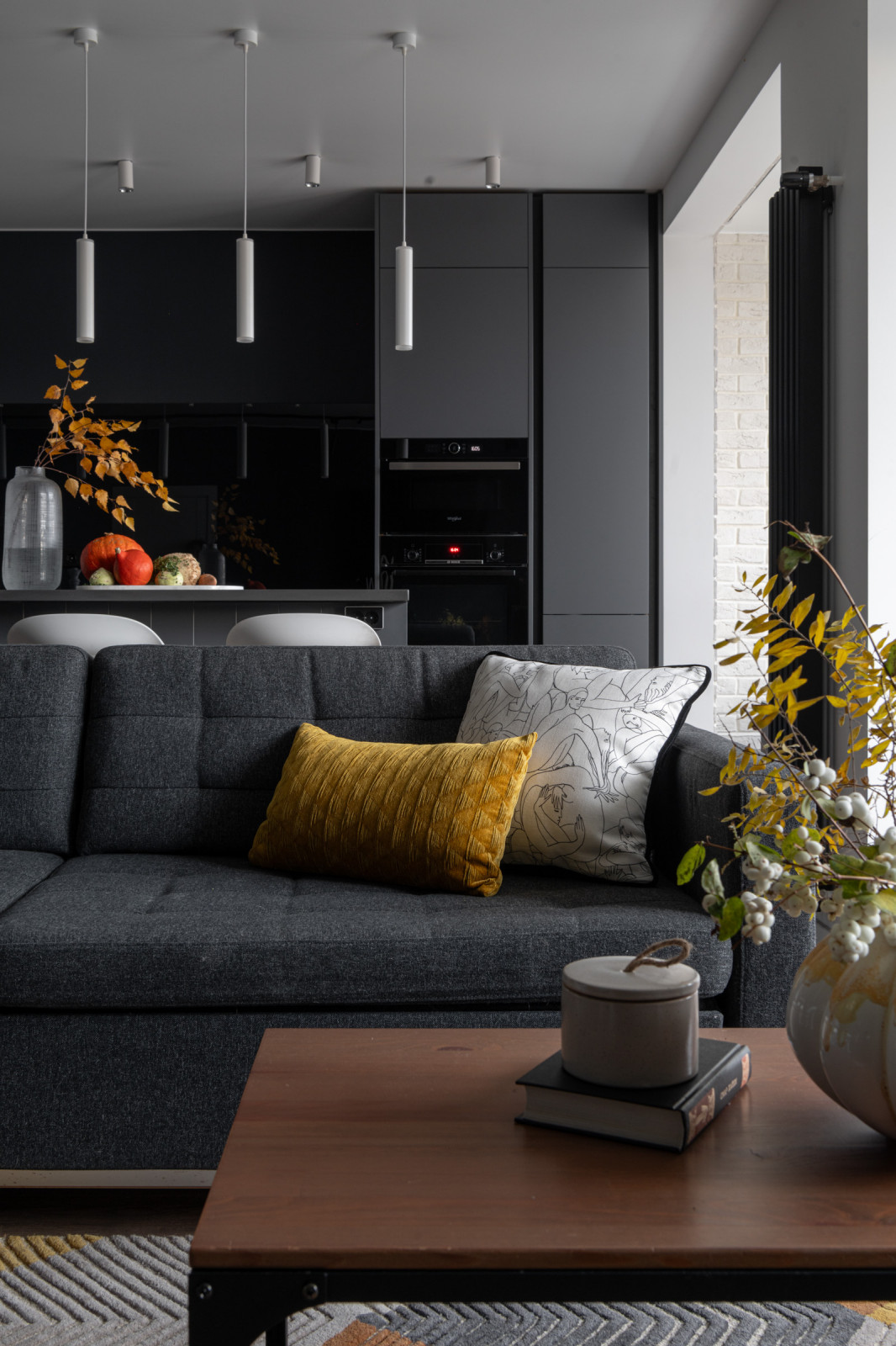 Графит с акцентами