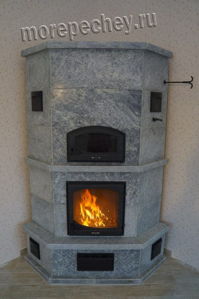 Печь-камин из талькомагнезита