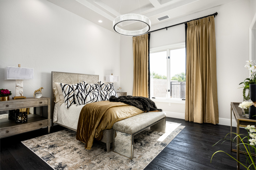 Idee per una camera degli ospiti moderna con parquet scuro, pavimento marrone e soffitto a cassettoni