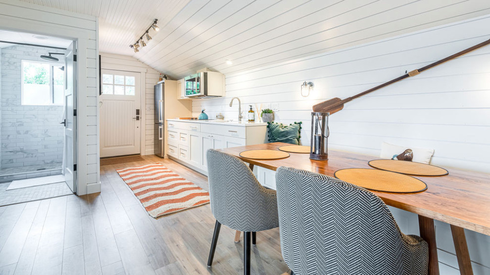 Cottage apartment garage renovation