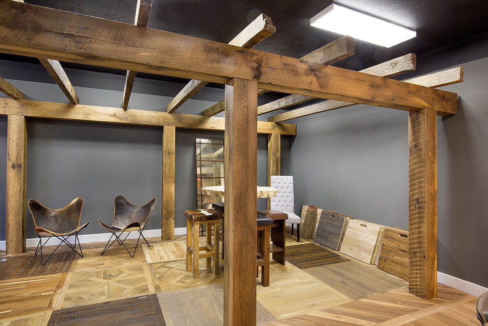 Polaris Showroom