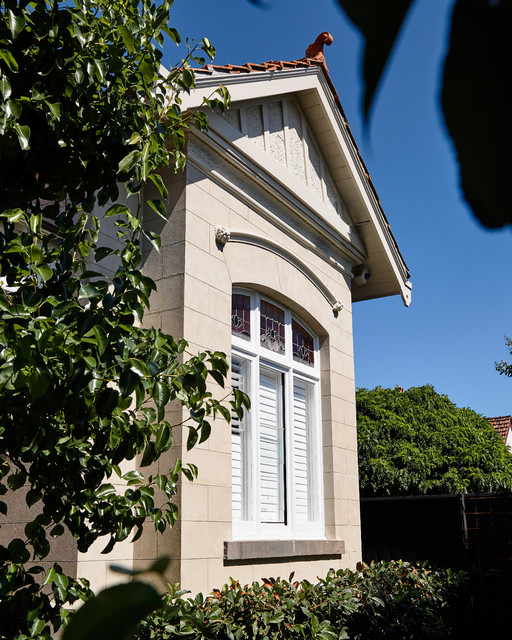 Armadale contemporary addition trendy-hus-og-facade