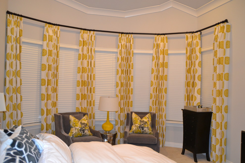 Inspiration for a transitional home design remodel in Dallas