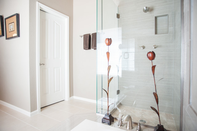 18 S Riata Drive Gilbert AZ 85296 modern-badezimmer