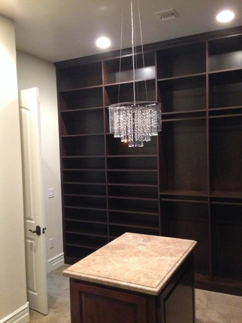 Custom Closets clasico-armario