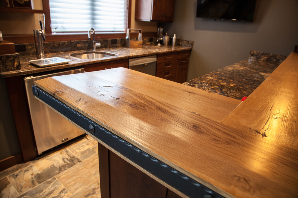 Home design - transitional home design idea