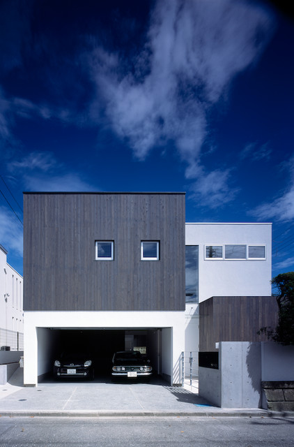 七里ガ浜の家 moderne-garage